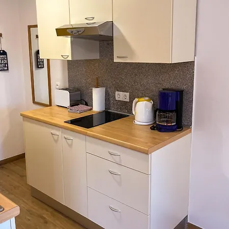 Different Colours 실로