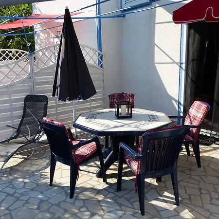 Different Colours Šilo