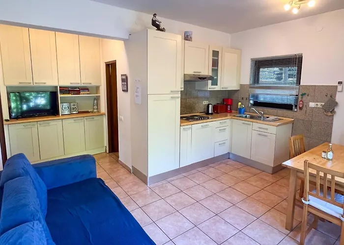 شقة Different Colours سيلو