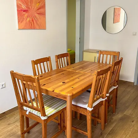 Apartman Different Colours
